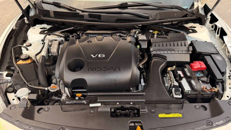 2016 Nissan Maxima Platinum