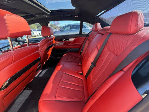 2017 BMW 7 Series 750i