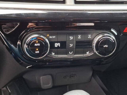 2025 Chevrolet Trax RS