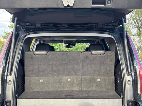 2020 Cadillac Escalade Luxury