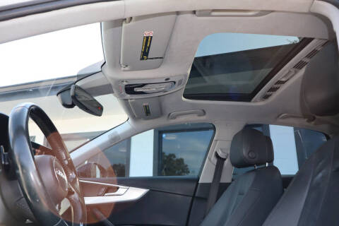 2017 Audi A4 2.0T quattro Premium Plus