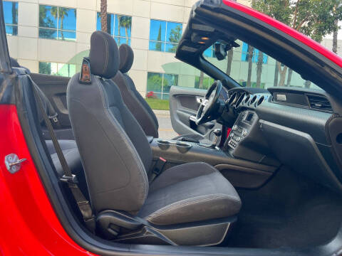 2019 Ford Mustang EcoBoost