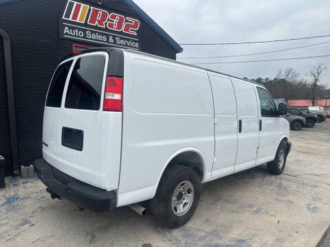 2023 Chevrolet Express 2500