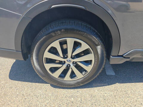 2022 Subaru Outback Premium