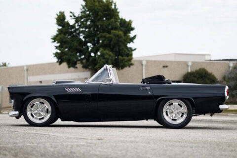 1956 Ford Thunderbird