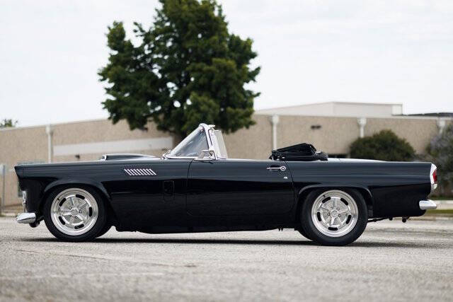 1956 Ford Thunderbird