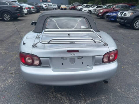 2001 Mazda MX-5 Miata