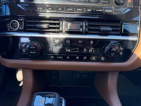 2022 Nissan Pathfinder Platinum