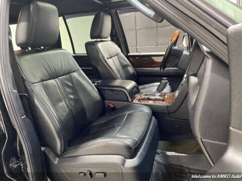 2016 Lincoln Navigator Select
