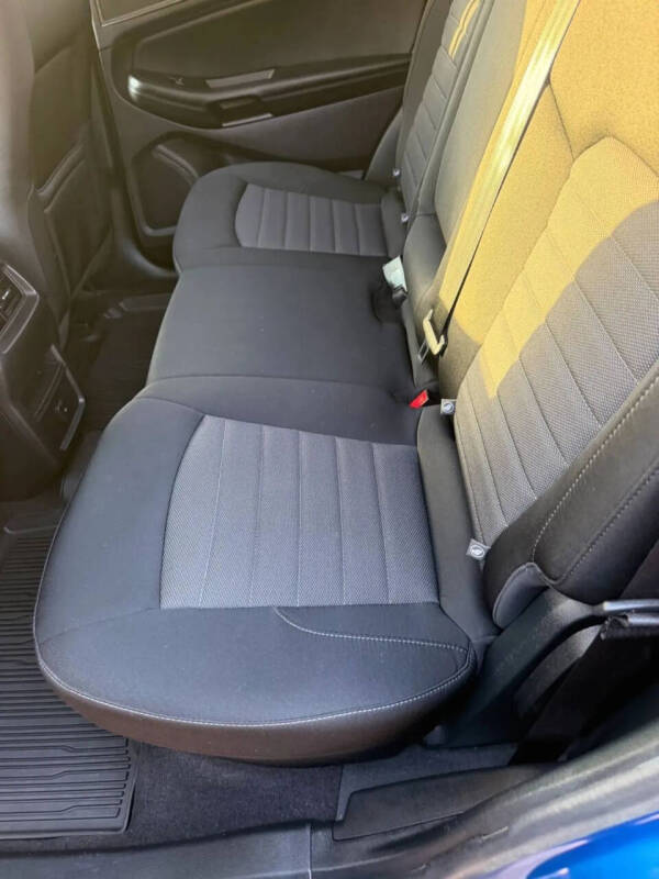 2020 Ford Edge SE