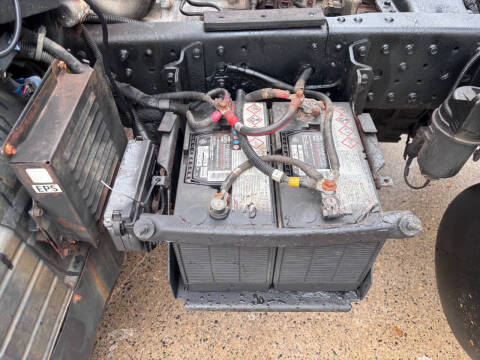 2013 Mitsubishi Fuso FG4X4