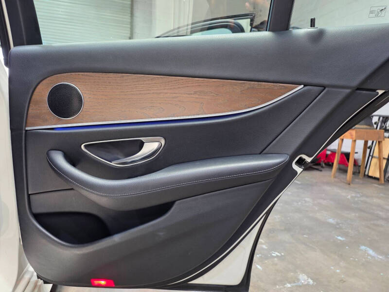 2019 Mercedes-Benz E-Class E 300