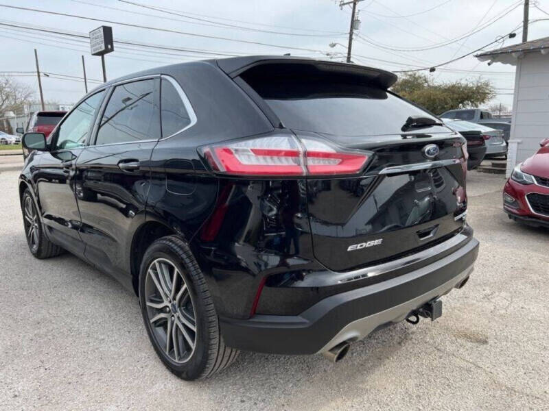 2019 Ford Edge Titanium