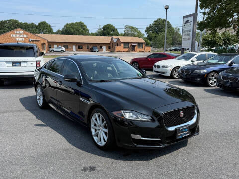 2016 Jaguar XJ R-Sport