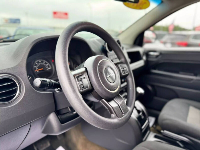 2016 Jeep Compass Sport