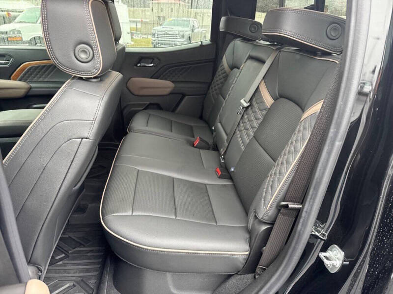 2025 GMC Canyon Denali