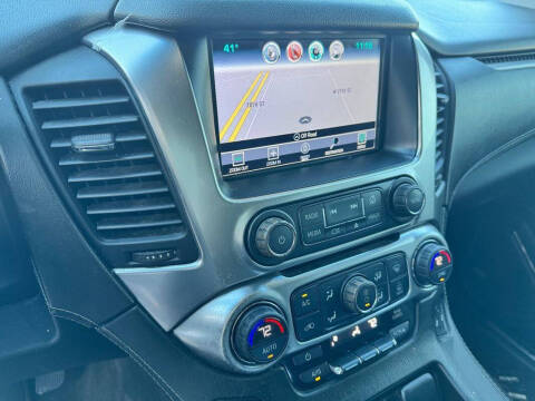 2017 Chevrolet Suburban LT