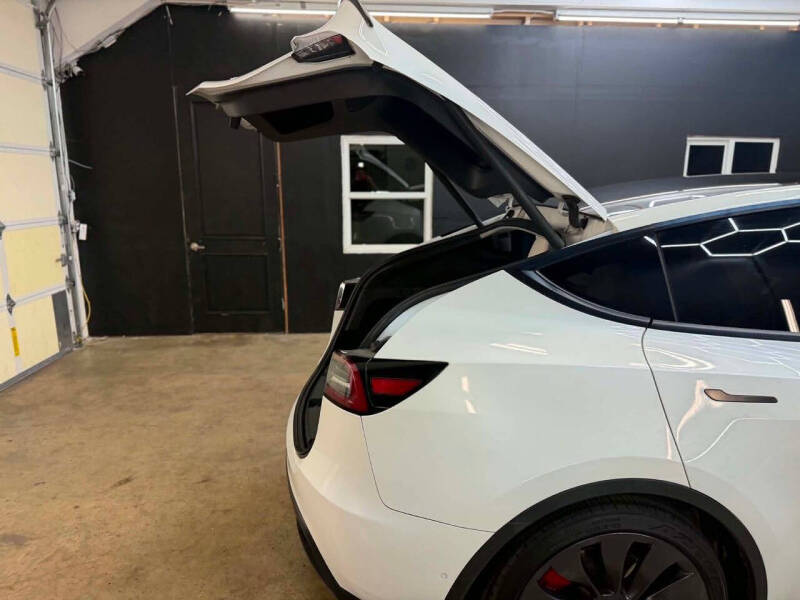 2020 Tesla Model Y Performance
