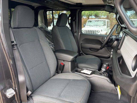 2026 Jeep Gladiator Sport S