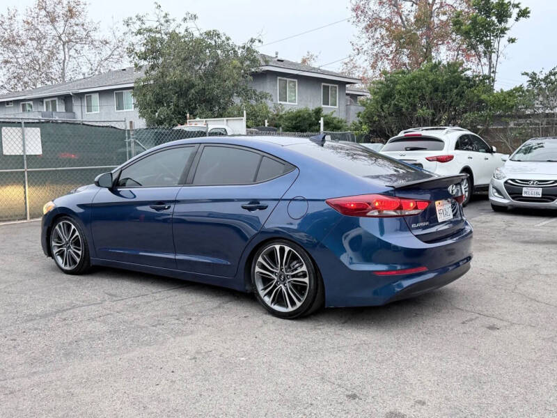 2018 Hyundai Elantra