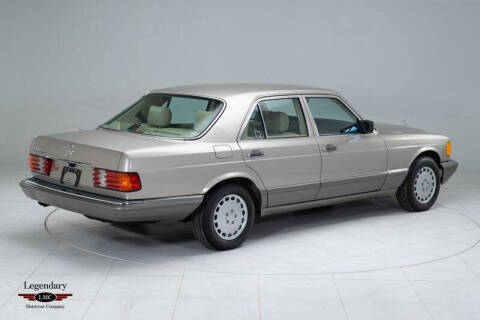 1991 Mercedes-Benz 300-Class