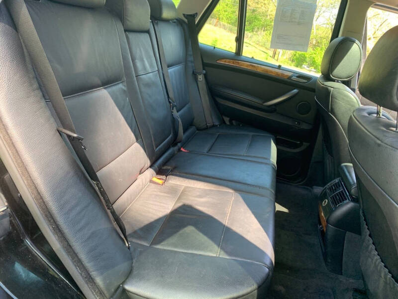 2004 BMW X5 3.0i