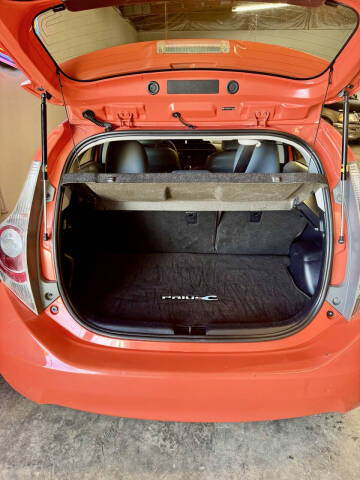 2012 Toyota Prius c Four