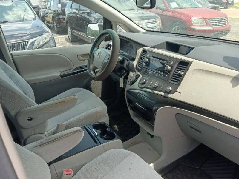 2011 Toyota Sienna
