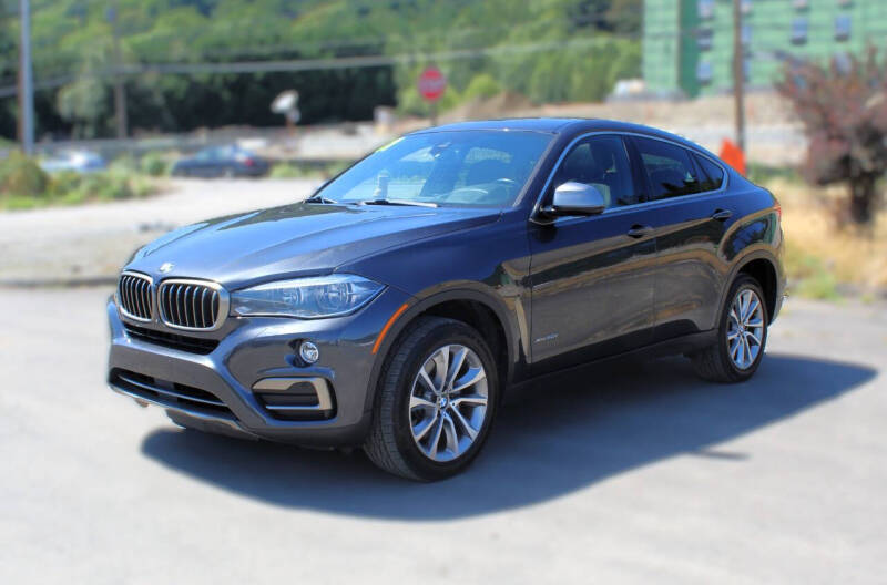 2017 BMW X6 xDrive50i