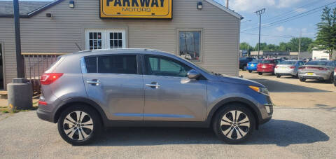 2011 Kia Sportage for sale at Parkway Motors in Springfield IL