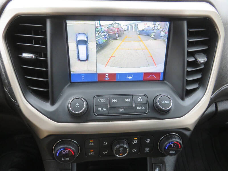2019 GMC Acadia Denali