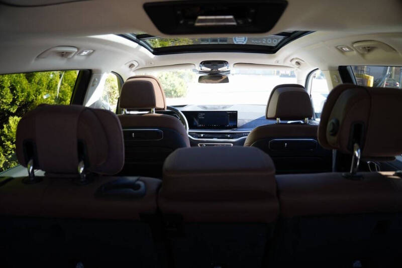 2024 BMW X7 xDrive40i