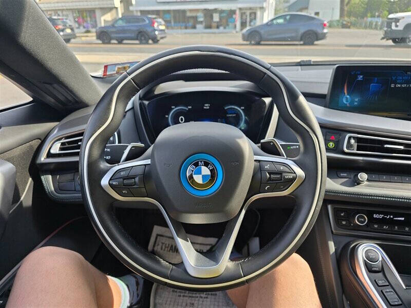 2016 BMW i8