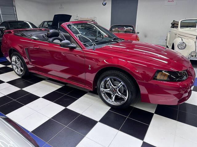 2001 Ford Mustang Cobra SVT's photo