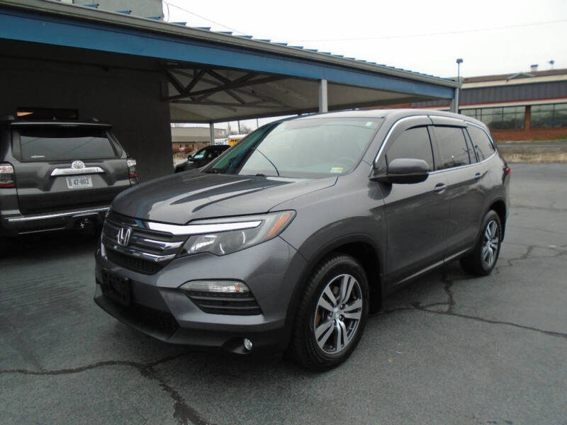 2016 Honda Pilot for sale at PIEDMONT CUSTOM CONVERSIONS USED CARS in Danville VA