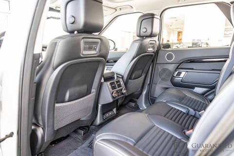 2024 Land Rover Discovery P300 S