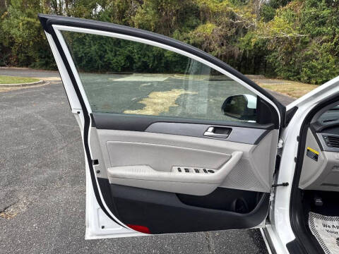 2016 Hyundai Sonata Hybrid SE