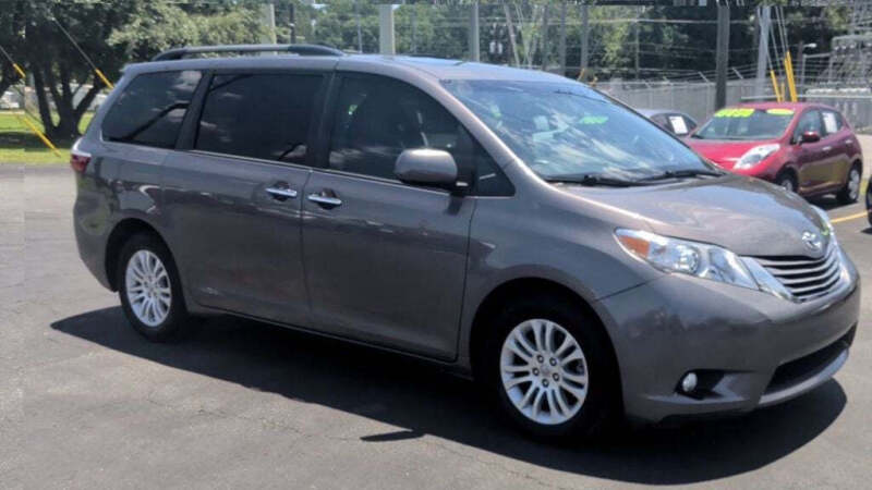 2016 Toyota Sienna