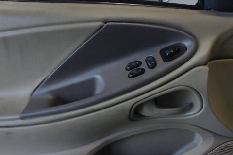 2003 Ford Mustang