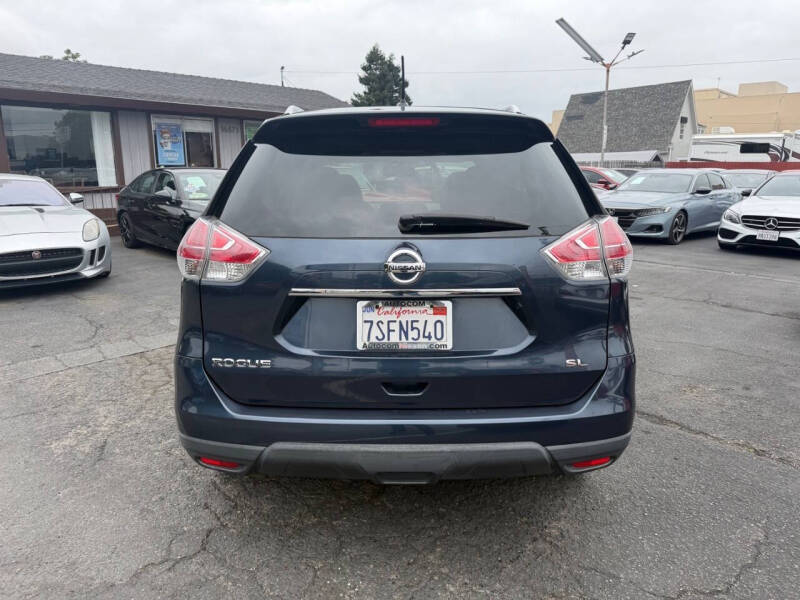 2016 Nissan Rogue SL