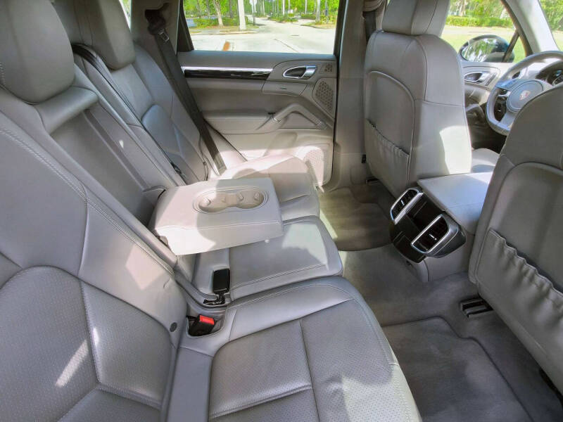 2014 Porsche Cayenne