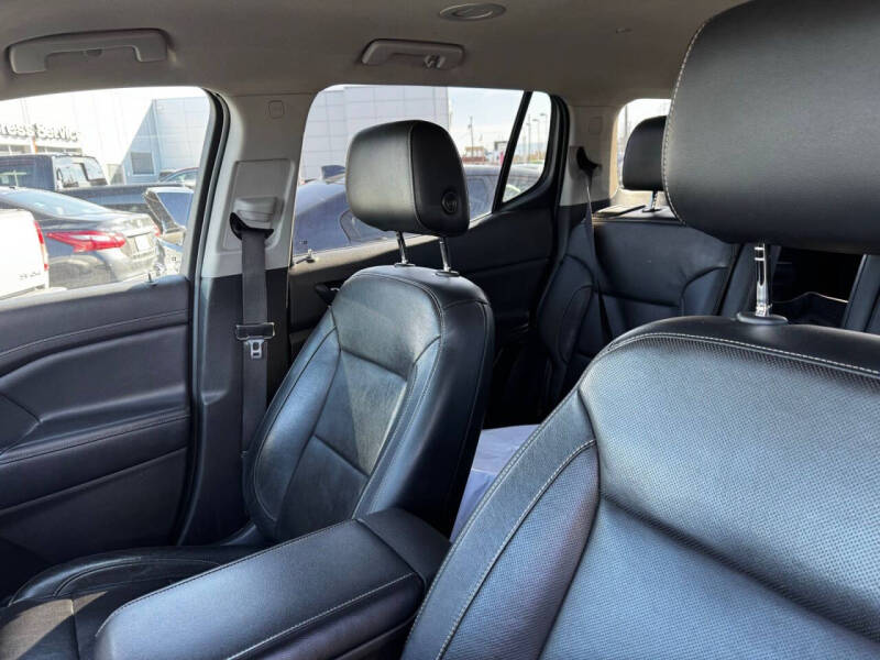 2020 GMC Acadia SLT