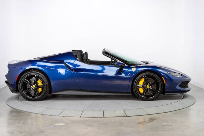 2023 Ferrari 296 GTS