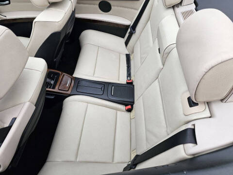 2011 BMW 3 Series 328i