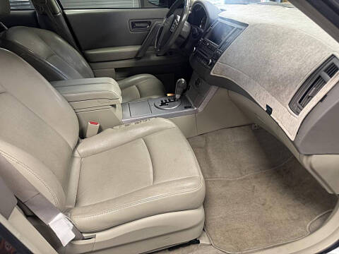 2004 Infiniti FX35