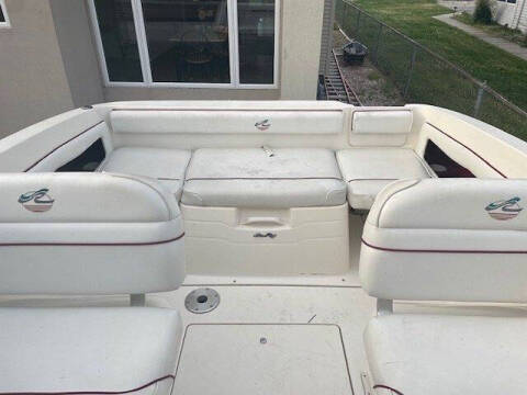 1998 Sea Ray 215 Express Cruiser