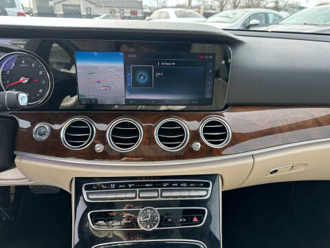 2017 Mercedes-Benz E-Class E 300 4MATIC