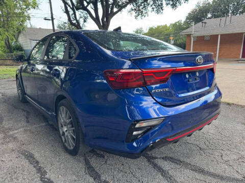 2020 Kia Forte GT Line