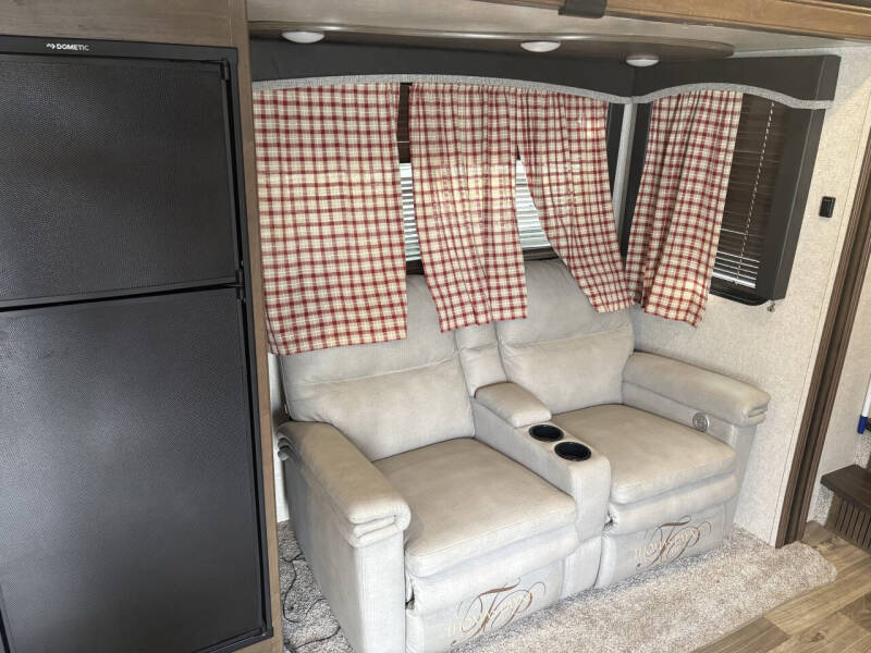 2021 Keystone RV Cougar