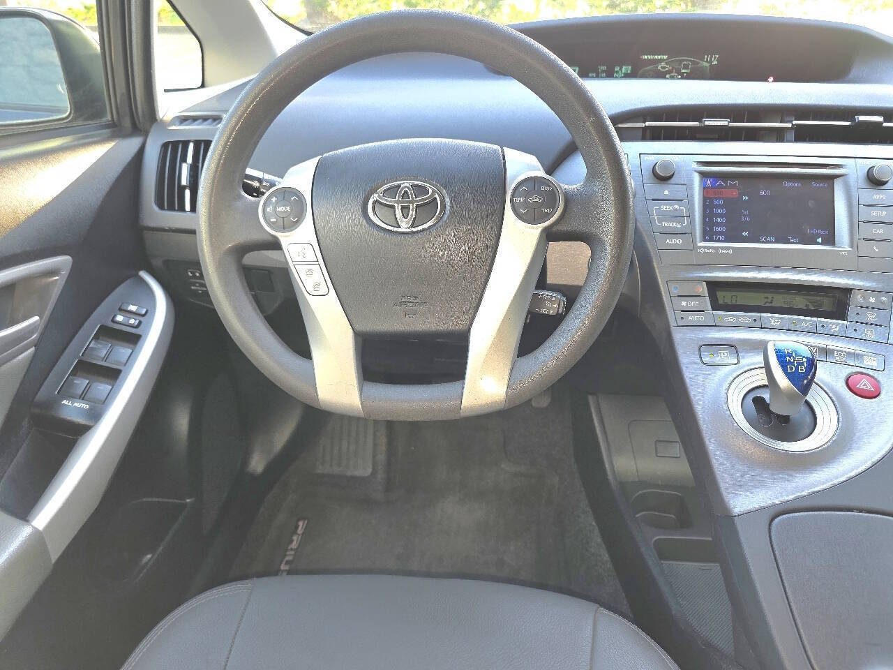 2015 Toyota Prius Three 4dr Hatchback - Gray exterior view 12
